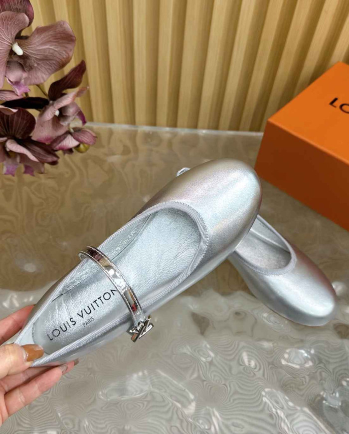 Louis Vuitton Women's Romy Flat