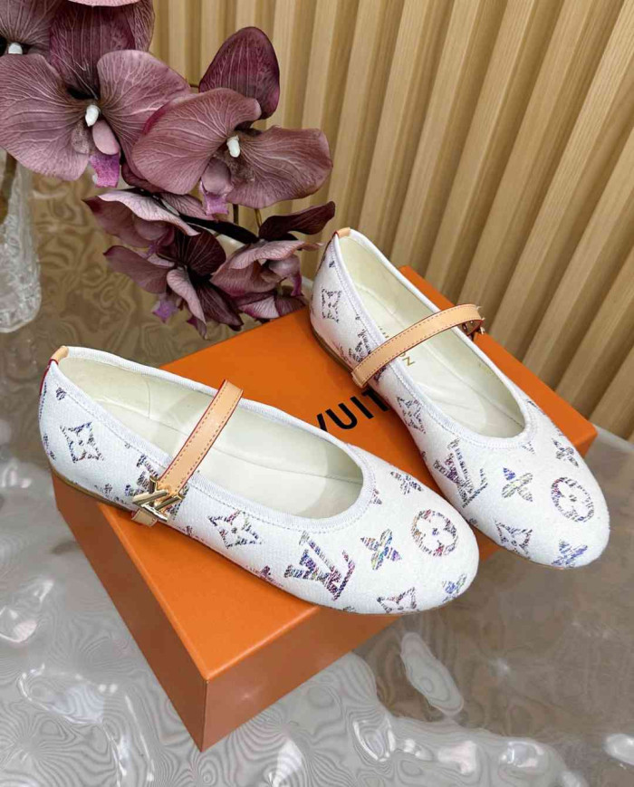 Louis Vuitton Romy Flat