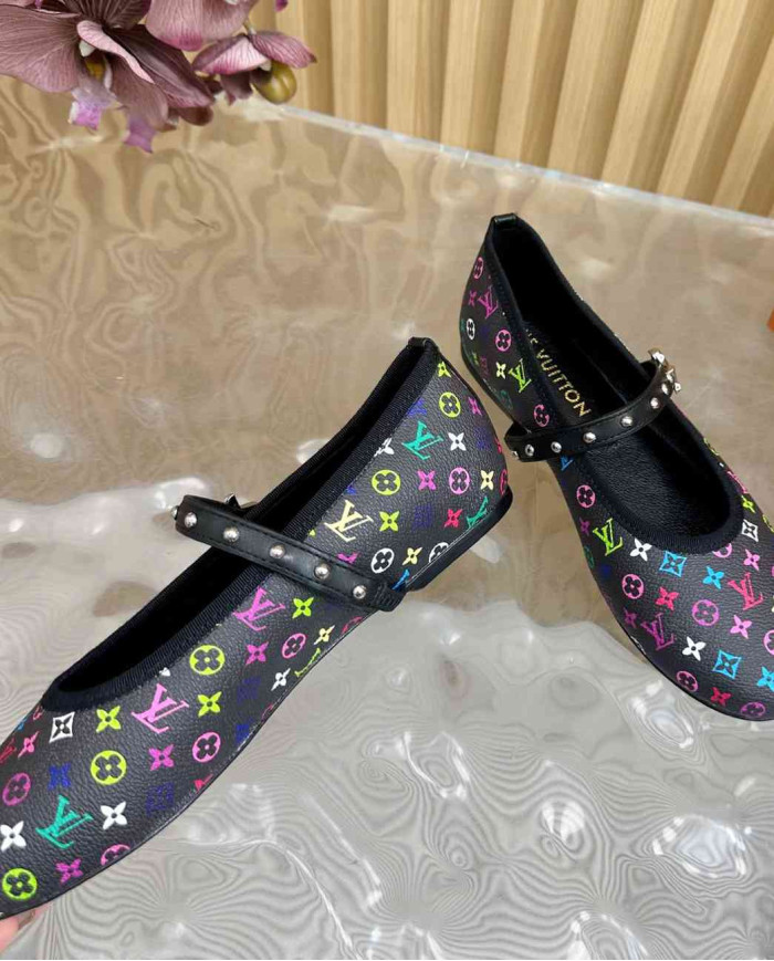 Louis Vuitton Romy Flat