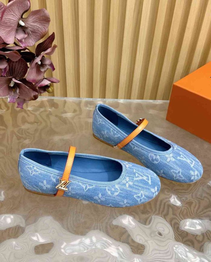 Louis Vuitton Romy Flat