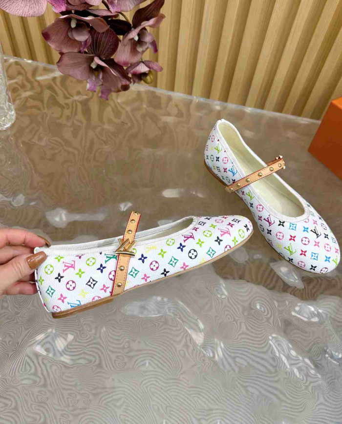 Louis Vuitton Romy Flat