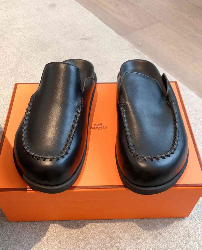 Hermes Chypre Sandals