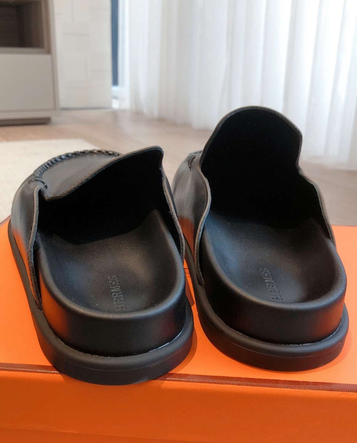Hermes Chypre Sandals