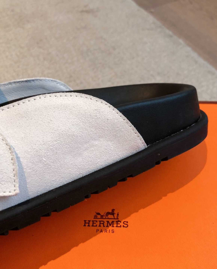Hermes Chypre Sandals