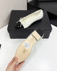 Chanel Classic Tweed Flats