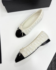 Chanel Classic Tweed Flats