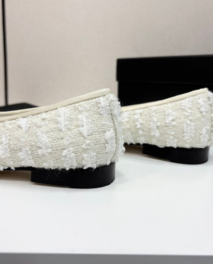 Chanel Classic Tweed Flats