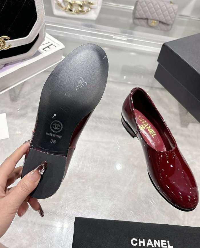 Chanel Women's Patent Leather Flats