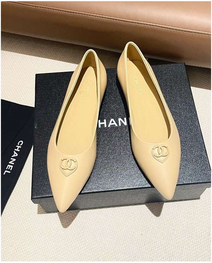 Chanel Women's Pointed Toe Flats