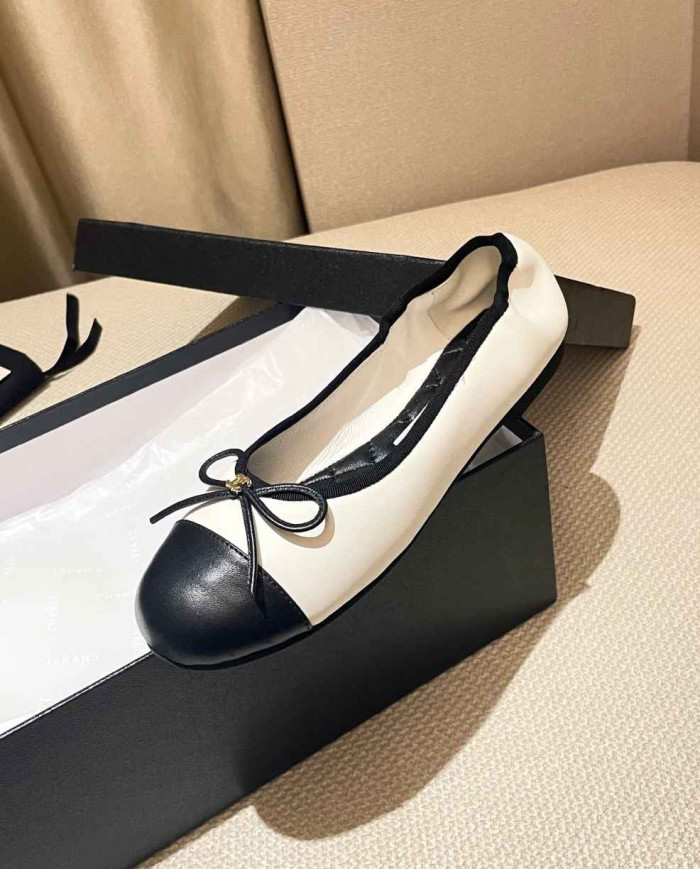 Chanel Women's Bow Flats
