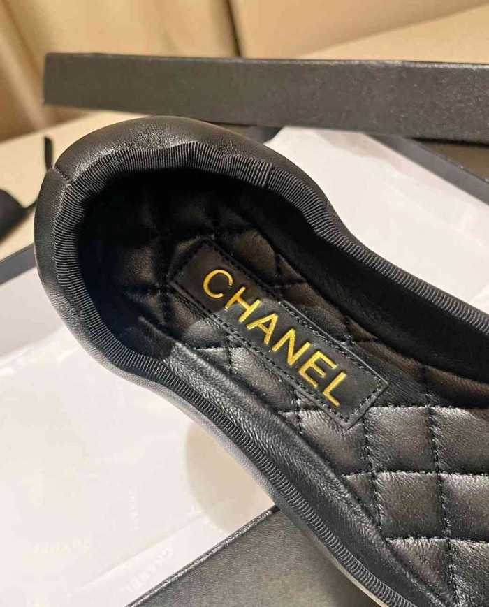 Chanel Women's Bow Flats