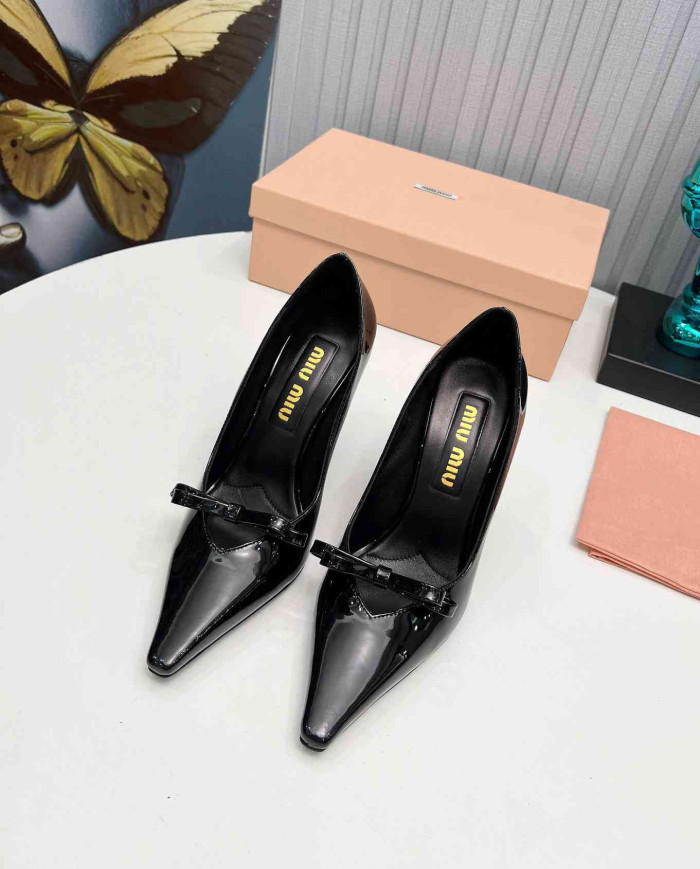 Miu Miu Women's Pointed Toe Bow Pumps