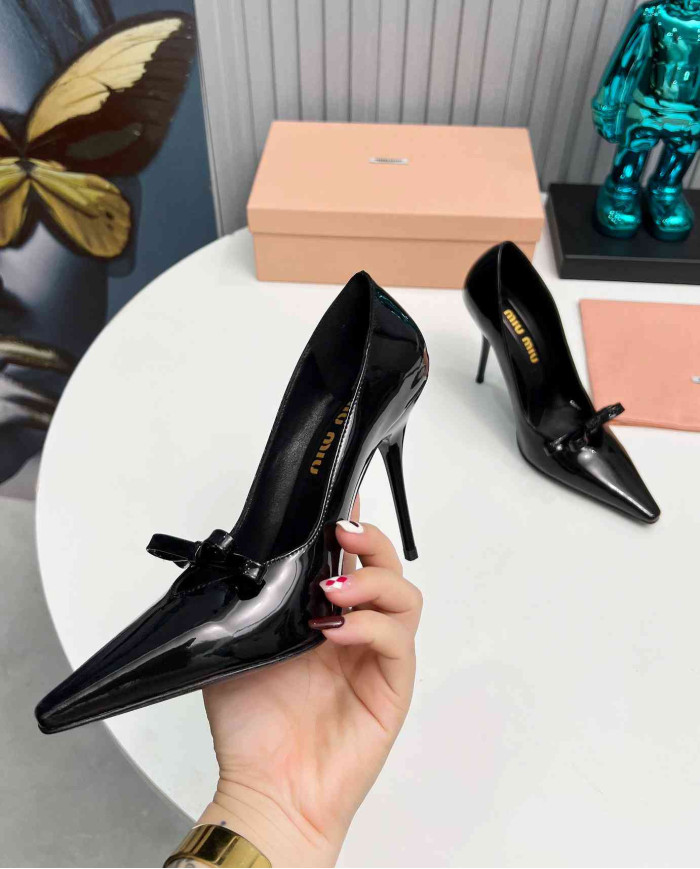 Miu Miu Women's Pointed Toe Bow Pumps