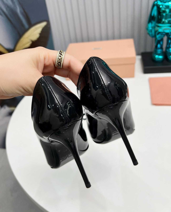 Miu Miu Women's Pointed Toe Bow Pumps