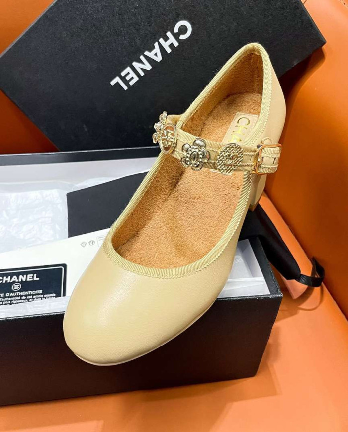 Chanel Mary Jane Low Heel Pumps
