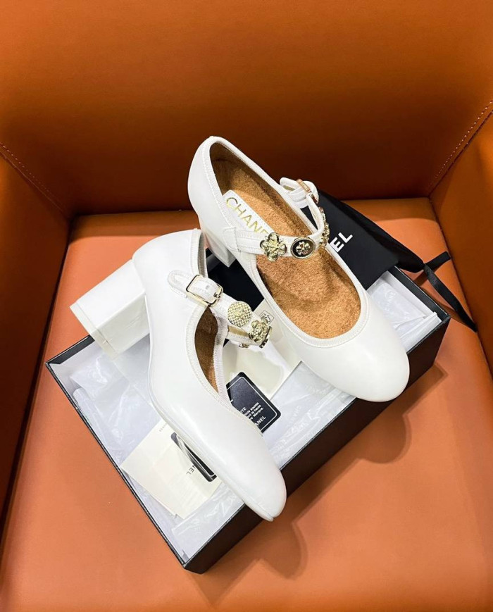 Chanel Mary Jane Low Heel Pumps