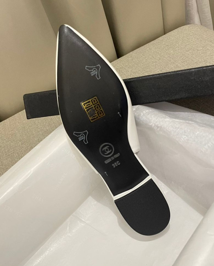 Chanel Women's Pointed Toe Flat Slingback Shoes