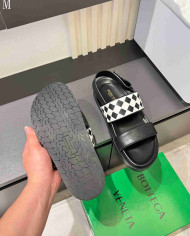 Bottega Veneta Men's Checkered Pattern Sandals