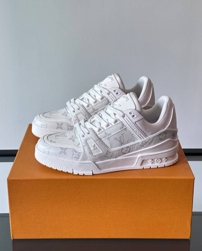 Louis Vuitton LV Trainer Casual Sneakers