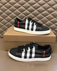 Burberry Classic Plaid Low Top Lace Up Casual Sneakers
