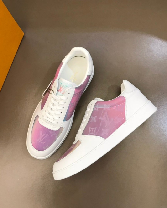 Louis Vuitton Gradient Print Low Top Lace Up Casual Shoes