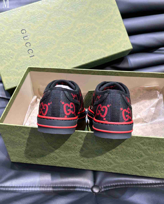 Gucci 1977 All Over GG Logo Casual Sneakers