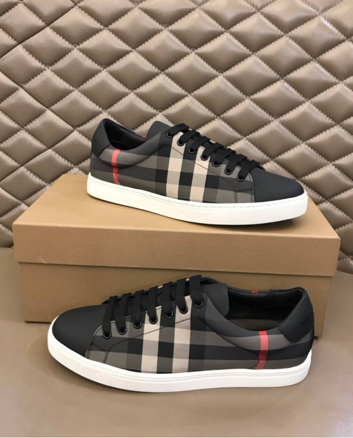 Burberry Classic Plaid Low Top Lace Up Casual Sneakers