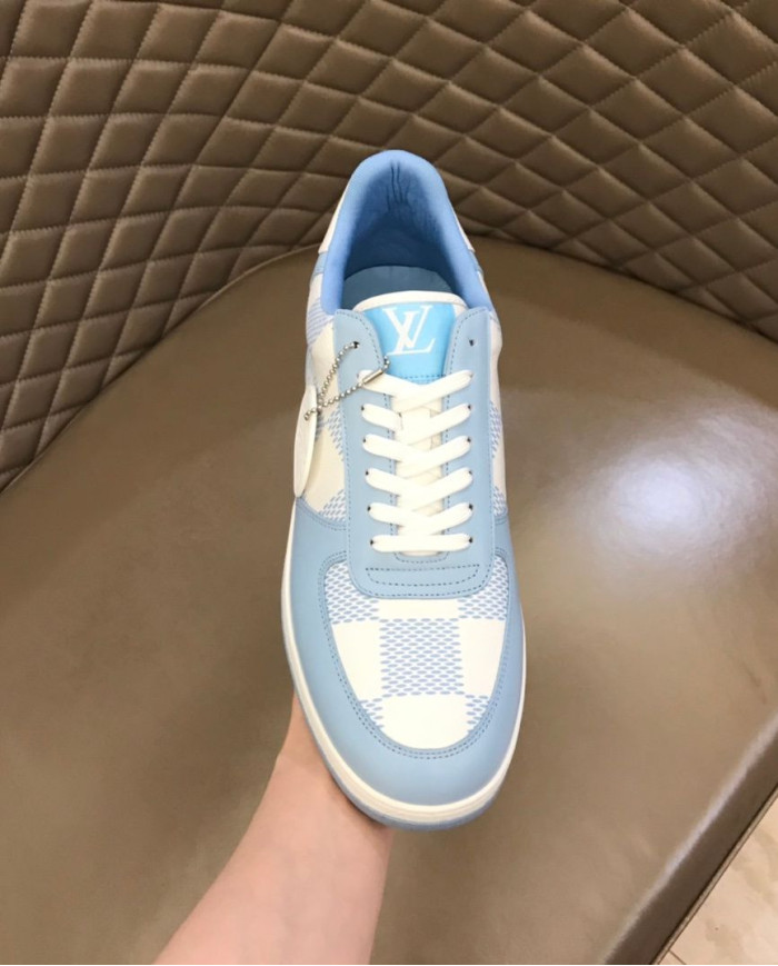 Louis Vuitton Damier Pattern Low Top Casual Sneakers