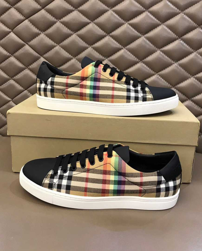 Burberry Classic Plaid Low Top Lace Up Casual Sneakers