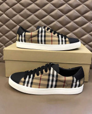 Burberry Classic Plaid Low Top Lace Up Casual Sneakers
