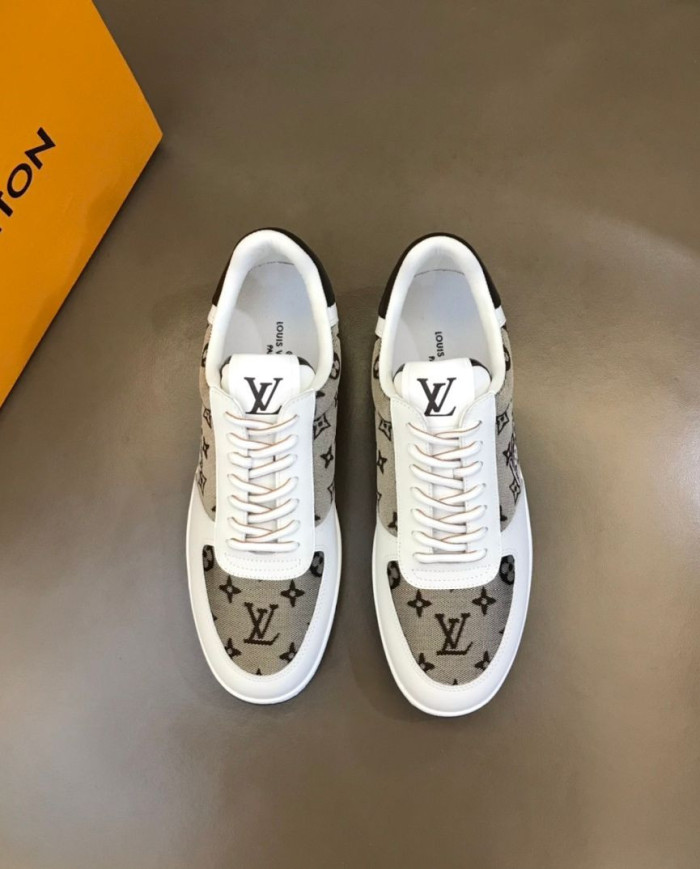 Louis Vuitton Monogram Print Patchwork Low Top Casual Sneakers