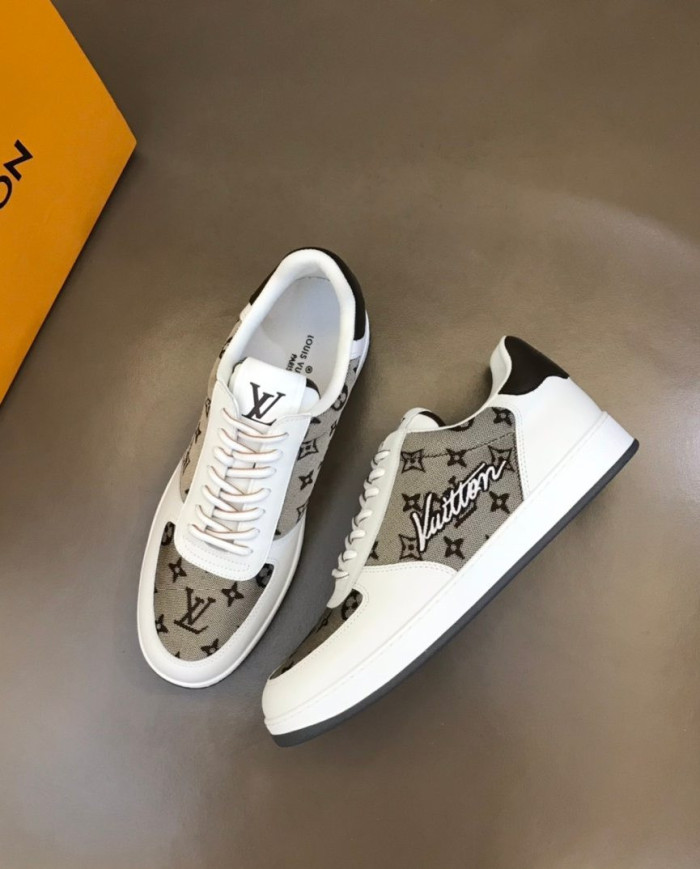 Louis Vuitton Monogram Print Patchwork Low Top Casual Sneakers