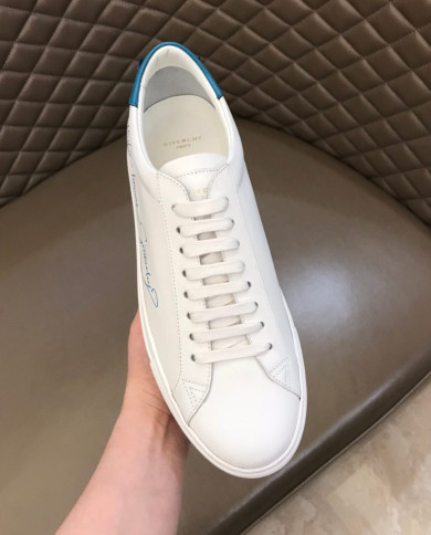 Givenchy Casual Sneakers