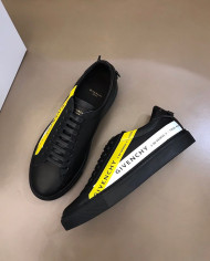 Givenchy Casual Sneakers