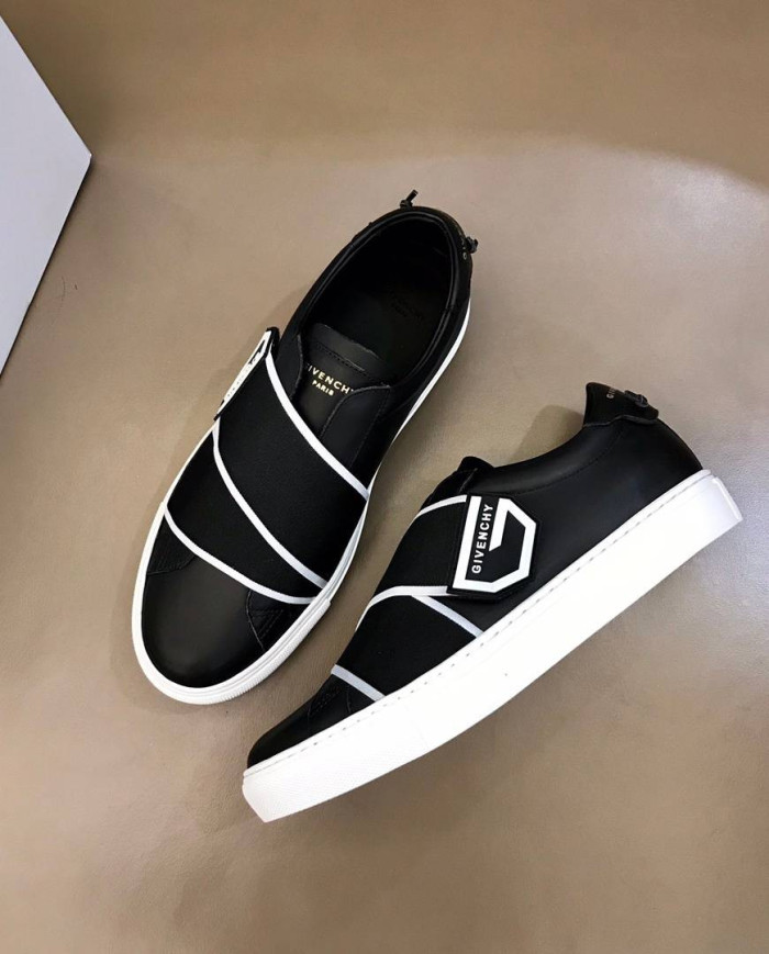 Givenchy Urban Street Leather Casual Sneakers