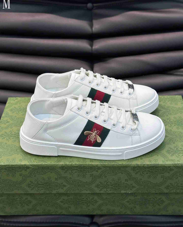 Gucci Ace Bee Stripe Casual