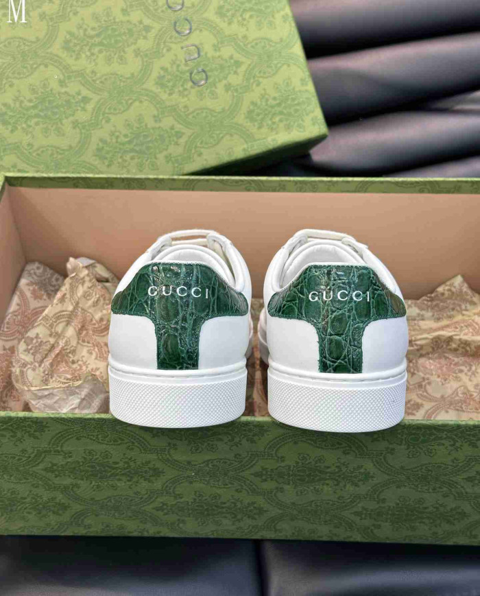 Gucci Ace Classic Stripe Casual Sneakers