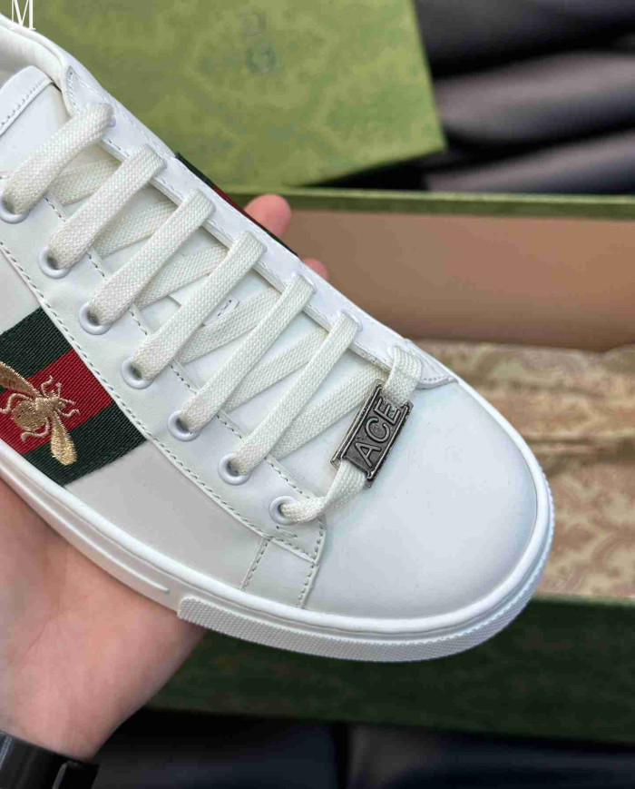Gucci Ace Bee Stripe Casual