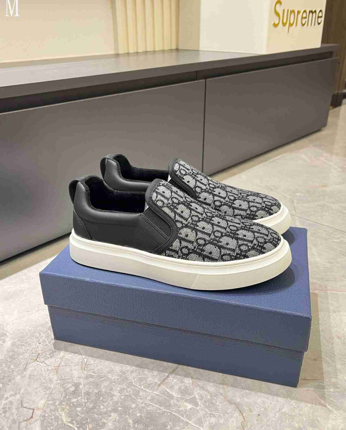 Dior B35 Oblique Print Loafers