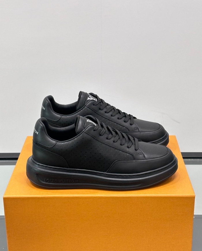 Louis Vuitton Beverly Hills Casual Sneakers