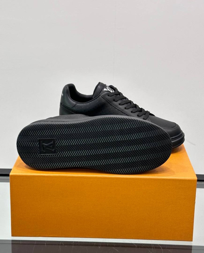 Louis Vuitton Beverly Hills Casual Sneakers