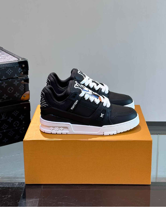 Louis Vuitton Trainer Athletic Casual Shoes