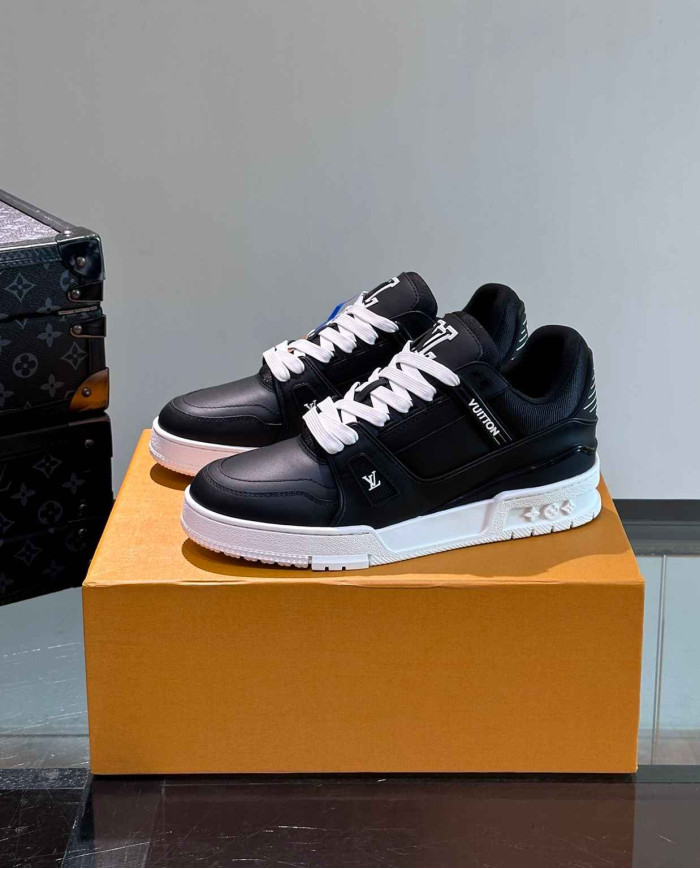 Louis Vuitton Trainer Athletic Casual Shoes