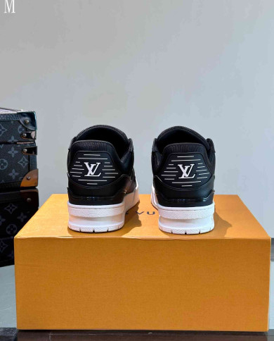Louis Vuitton Trainer Athletic Casual Shoes