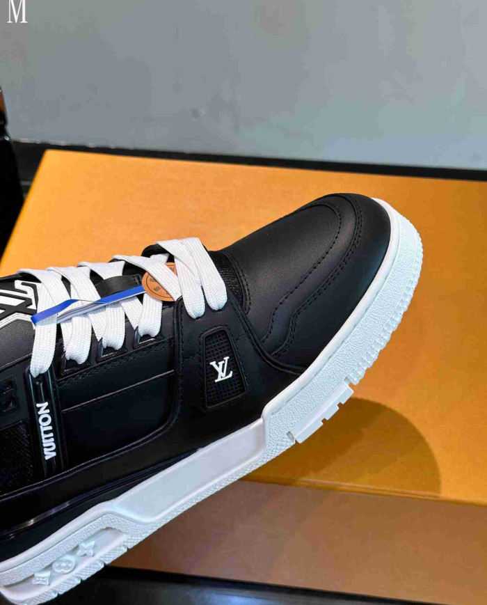 Louis Vuitton Trainer Athletic Casual Shoes