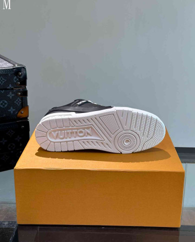 Louis Vuitton Trainer Athletic Casual Shoes