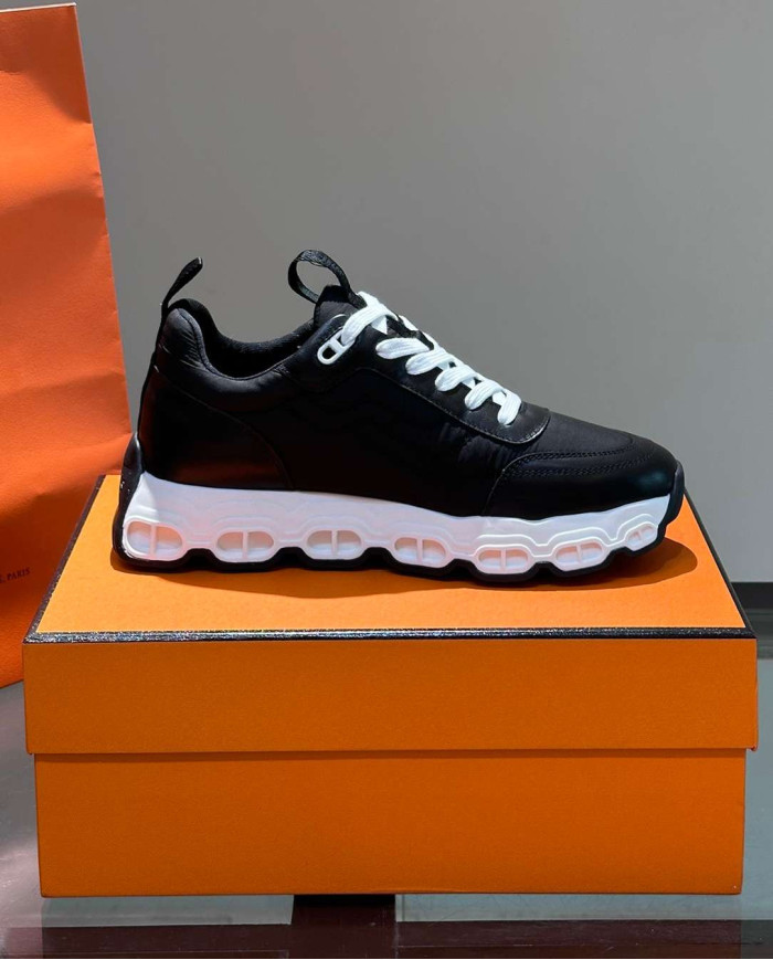 Hermes Impulse Athletic Casual Shoes