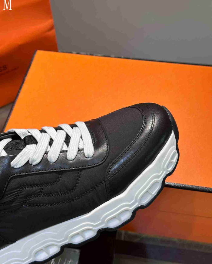 Hermes Impulse Athletic Casual Shoes