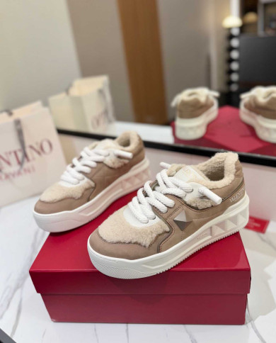 Valentino Garavani One Stud Plush Casual Sneakers