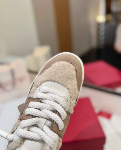 Valentino Garavani One Stud Plush Casual Sneakers